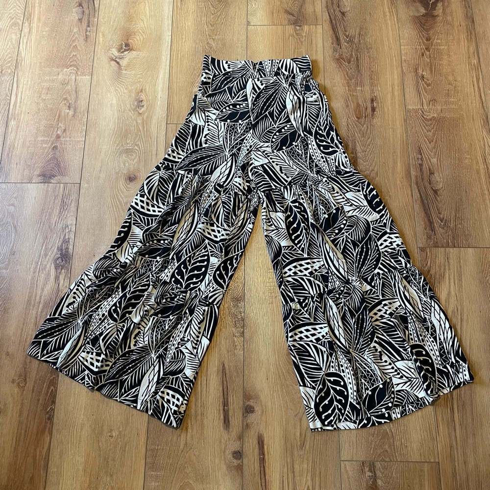 Leaf Print Wide‎ Leg Pants